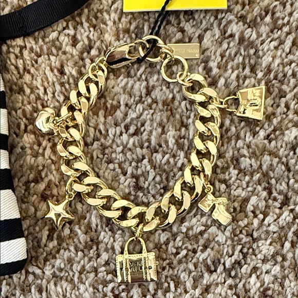 Brand New Marc Jacobs Gold Chain Bracelet with Lock Charms - Picture 2 of 4